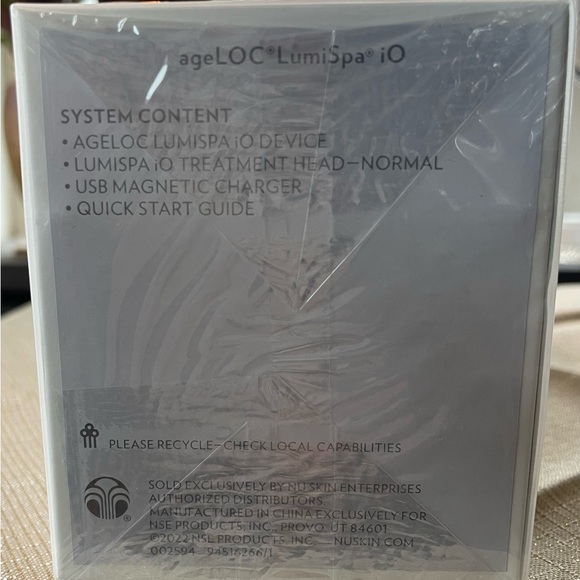 COPY - ageLOC LumiSpa iO facial device by NuSkin - Picture 4 of 13